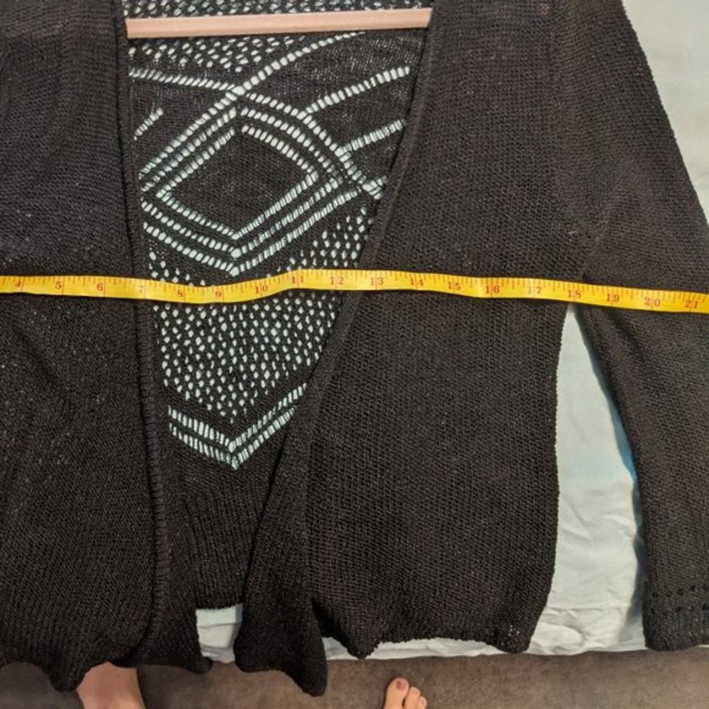 Hooked Up by IOT Crocheted Cardigan EUC - Picture 6 of 10